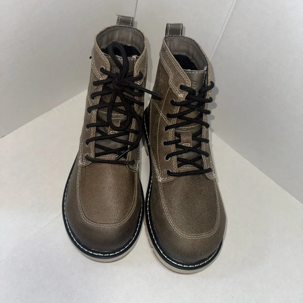 Keen stylish sturdy